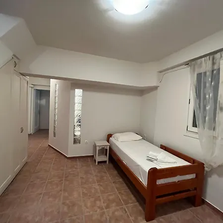 Phoenix Cosy I Сasa de vacaciones Livadakia